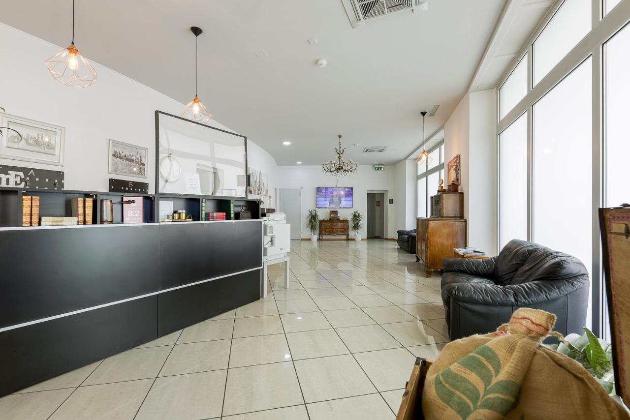 Lugano Center GuestHouse Apartments Extérieur photo