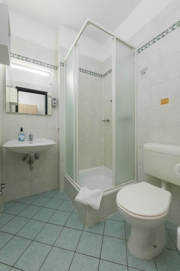 Lugano Center GuestHouse Apartments Extérieur photo