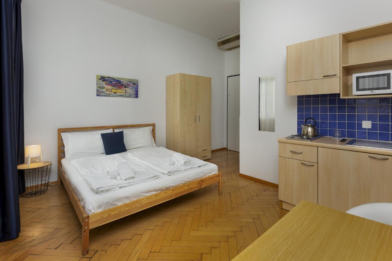 Lugano Center GuestHouse Apartments Extérieur photo