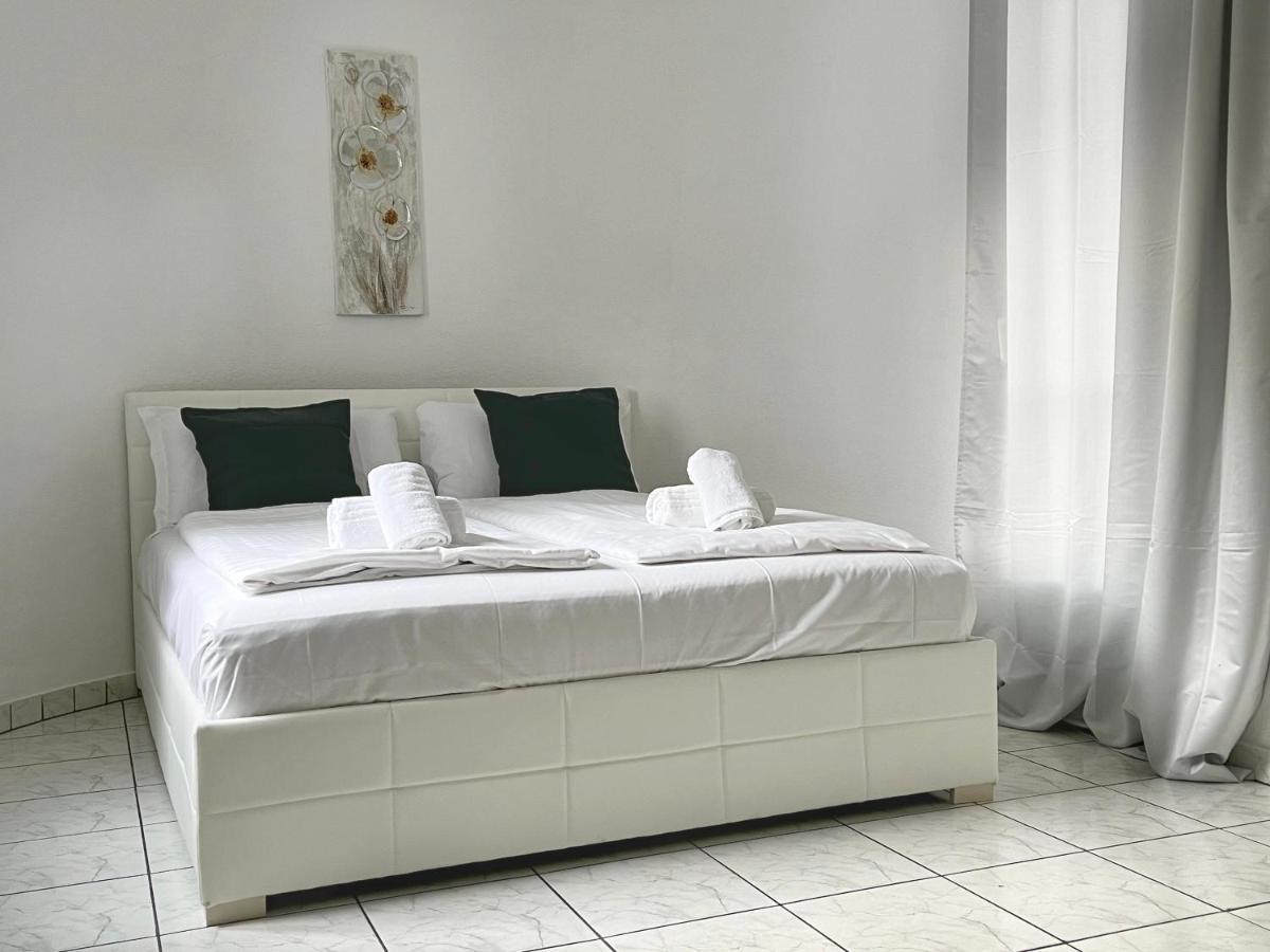 Lugano Center GuestHouse Apartments Extérieur photo
